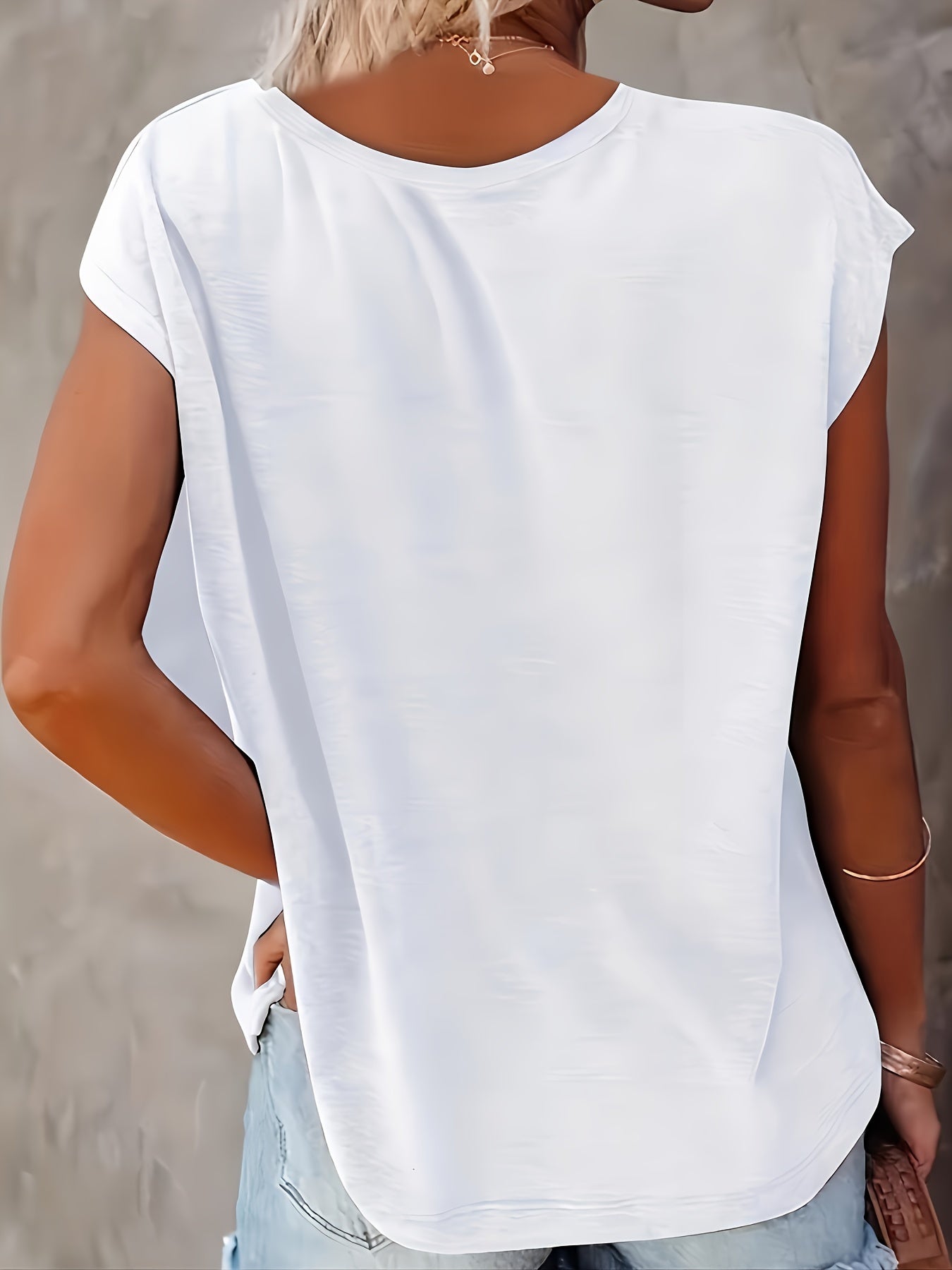 Women's Casual Crew Neck Short Sleeve T-Shirt - Solid, Versatile, Simple, and Comfortable