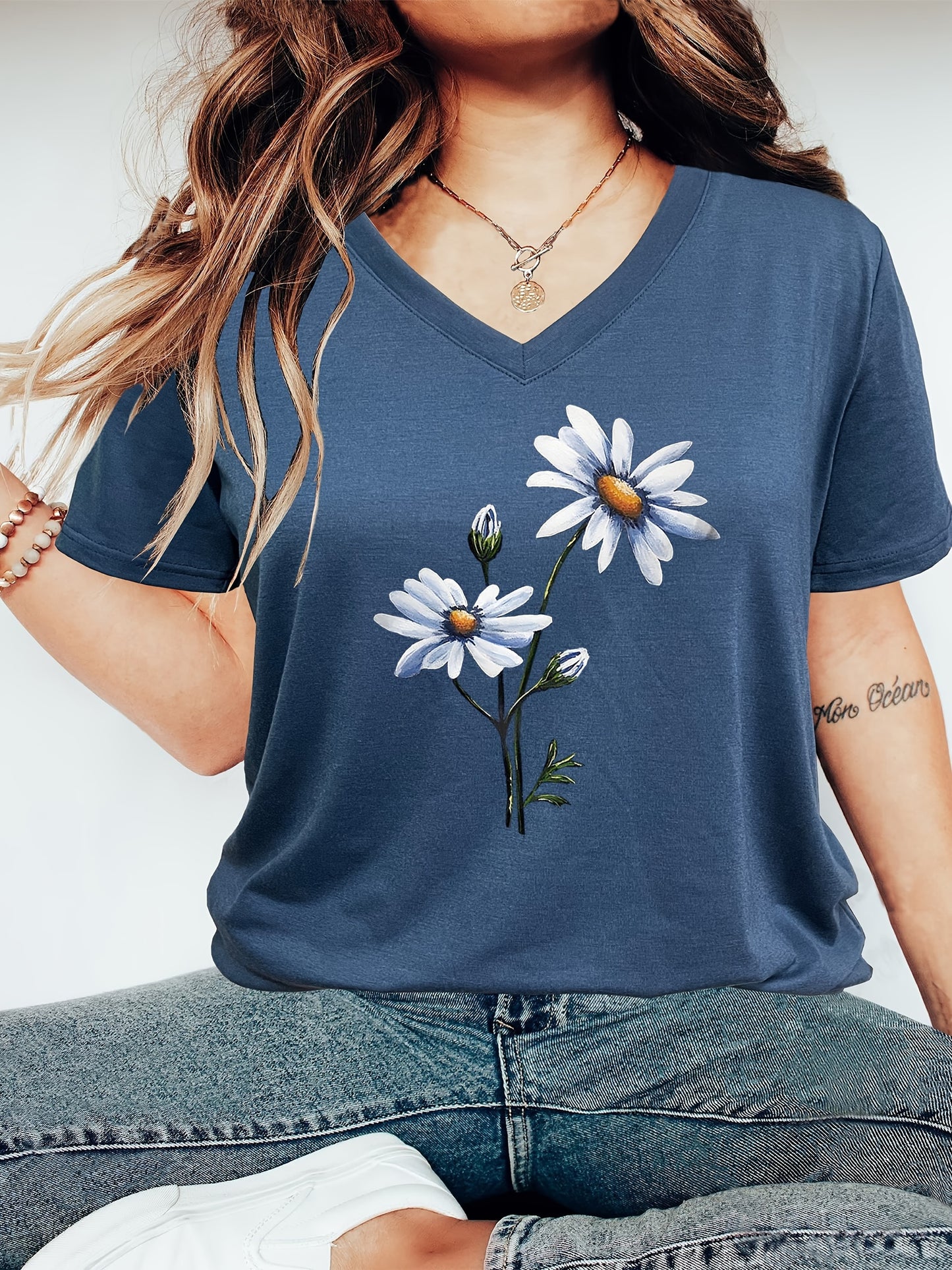 Plus Size Women's Floral Print V Neck Short Sleeve Graphic Tee Casual T-shirt