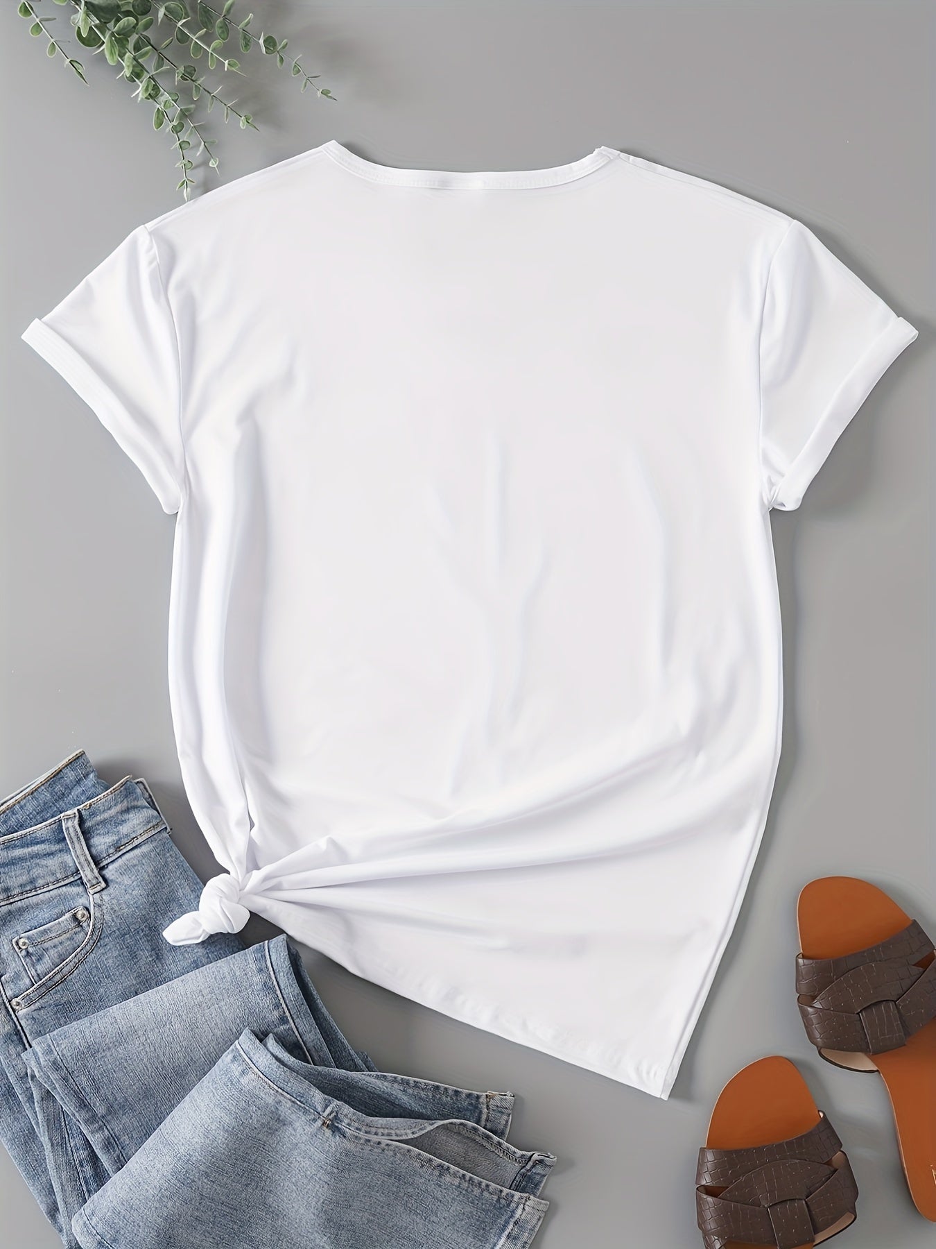 Stylish Jesus Graphic Print T-Shirt - Soft, Breathable, Short Sleeve, Casual Summer Top for Women - Relaxed Fit, Comfortable Clothing for Daily Wear