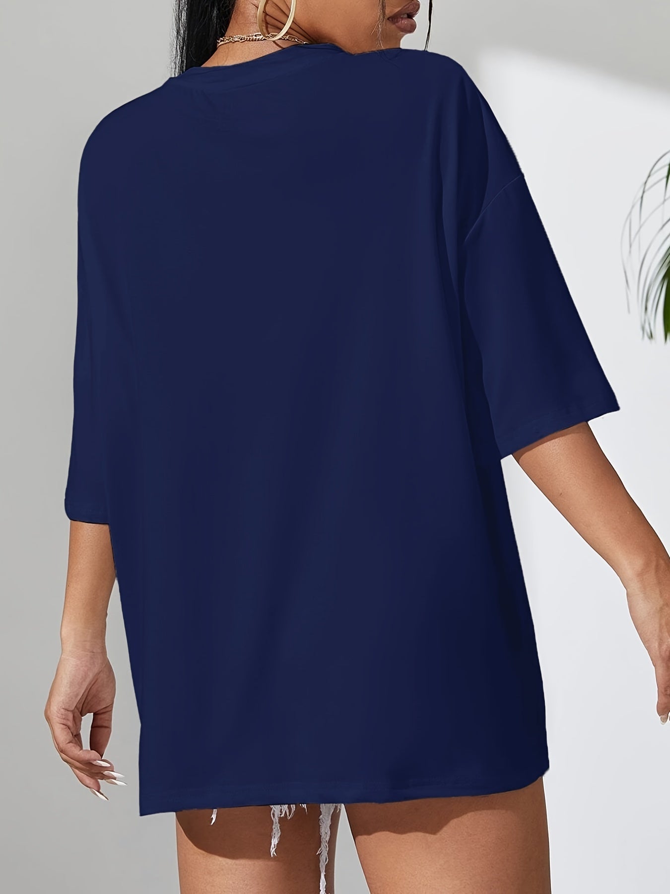 Classical Print Oversized T-Shirt, Crew Neck Casual Top For Summer & Spring, Women's Clothing