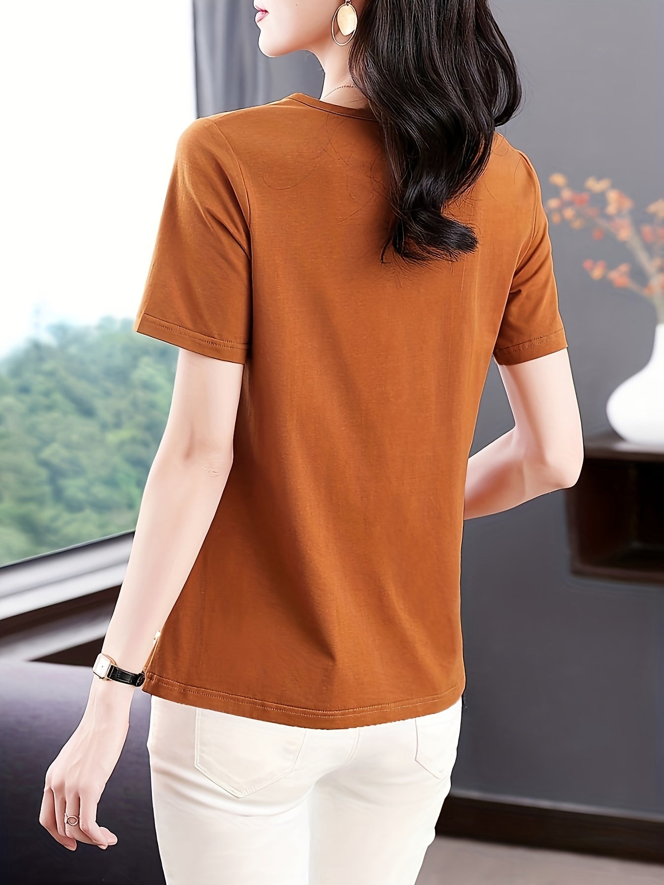 Versatile Crew Neck Solid Color Short Sleeve T-shirt - Soft Polyester Fabric, Classic Casual Style, Regular Length, No Elasticity, No Printing, Suitable for All Seasons - Womens Essential Wardrobe Staple