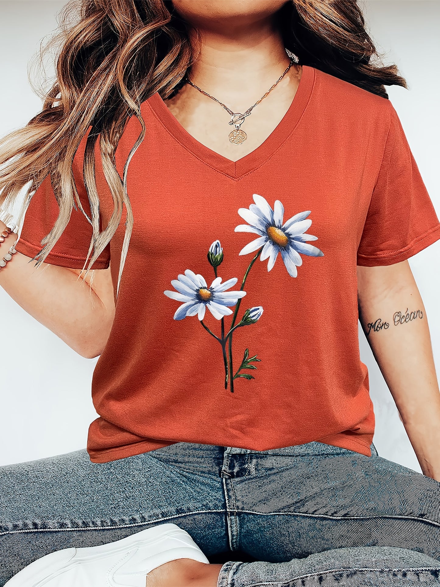 Plus Size Women's Floral Print V Neck Short Sleeve Graphic Tee Casual T-shirt