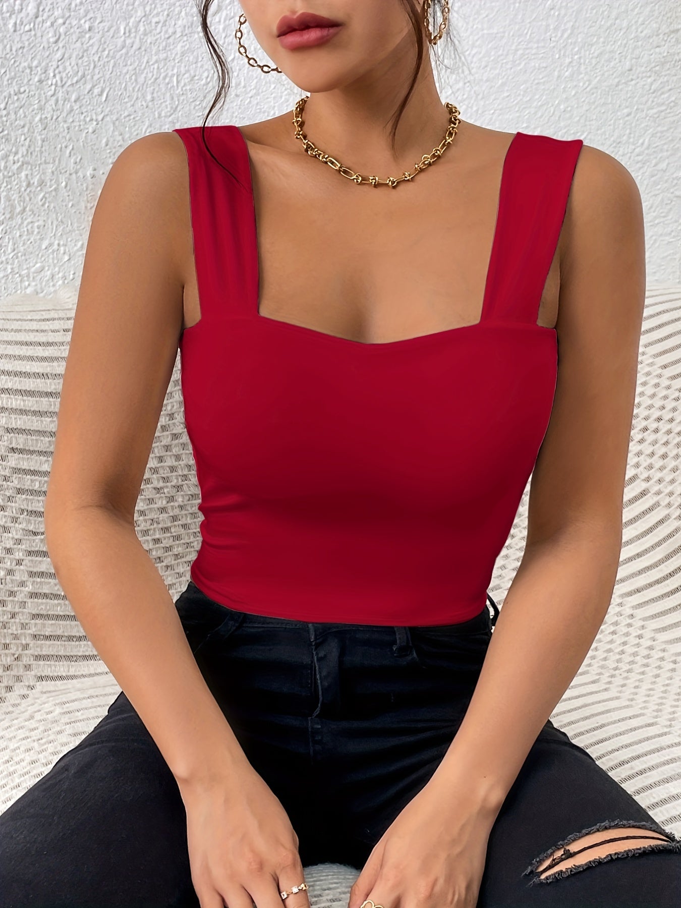 Stretchy Women's Crop Tank Top - Casual Everyday Essential - Soft, Breathable, Sleeveless, Solid Color, Comfortable, Relaxed Fit, Women's Clothing