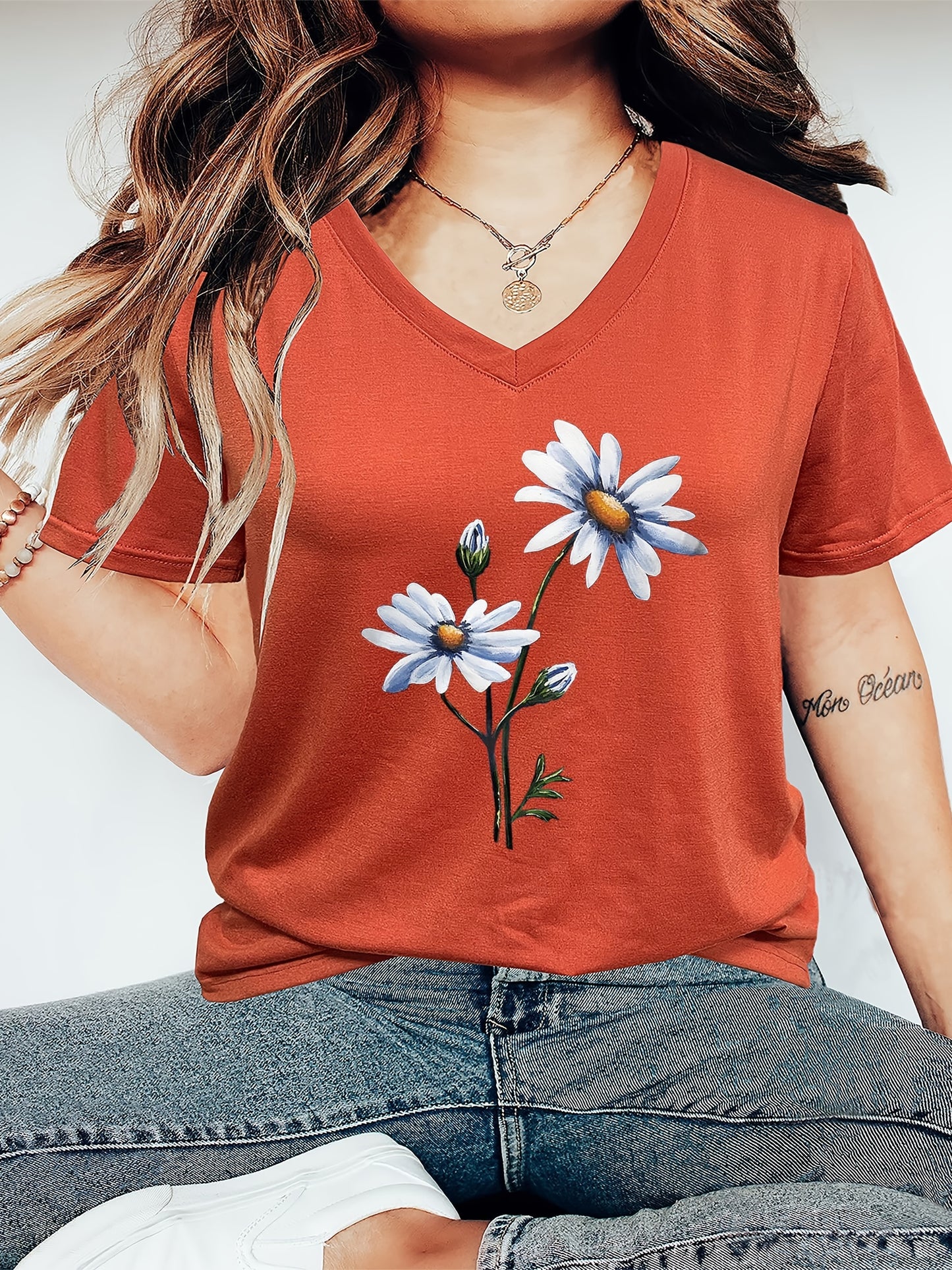 Plus Size Women's Floral Print V Neck Short Sleeve Graphic Tee Casual T-shirt