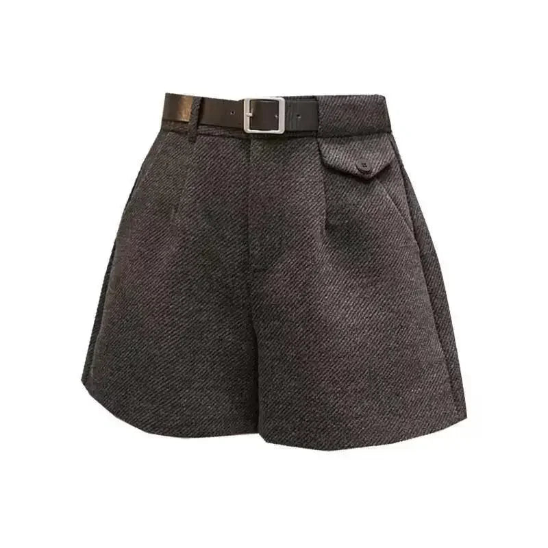 Women's Woolen Shorts for Fall and Winter High-Waisted Thick Shorts Black Korean Style Slimming A-Line Tapered Pants with Boots