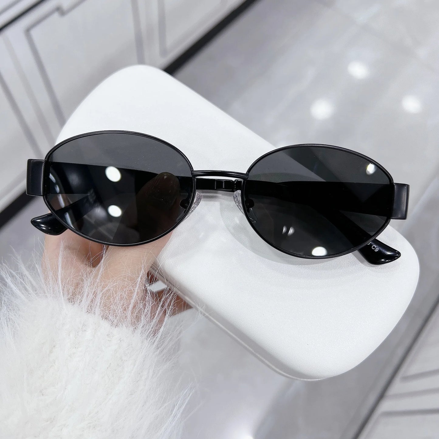 Cat Eye Sunglasses Fashion Street Photo Women's Sun Glasses Men Ellipse Eyeglasses Outdoor Travel Driving UV400 Goggles Eyewear