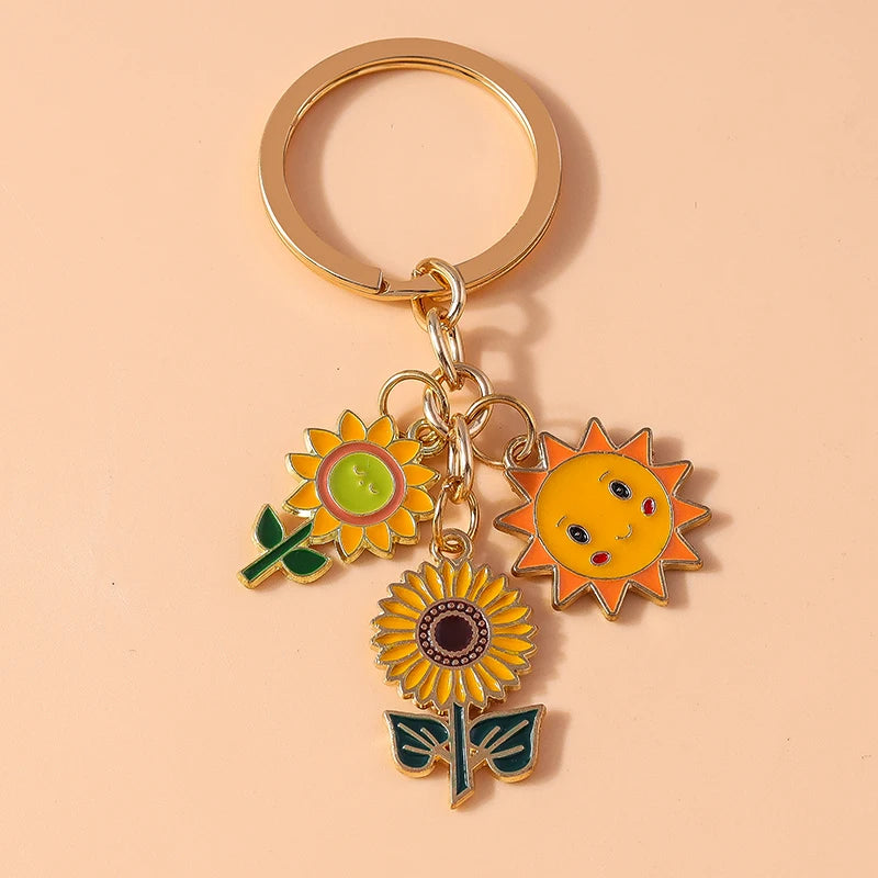Cute Enamel Bee Keychain Flower Key Rings Pendants for Car Key Holder Women Girls Handbag Accessories Handmade Jewelry Gift
