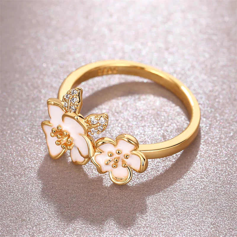 Huitan 2023 Trend Women Double Flowers Rings White Enamel Sparkling CZ Fancy Female Finger Accessories Gift Statement Jewelry