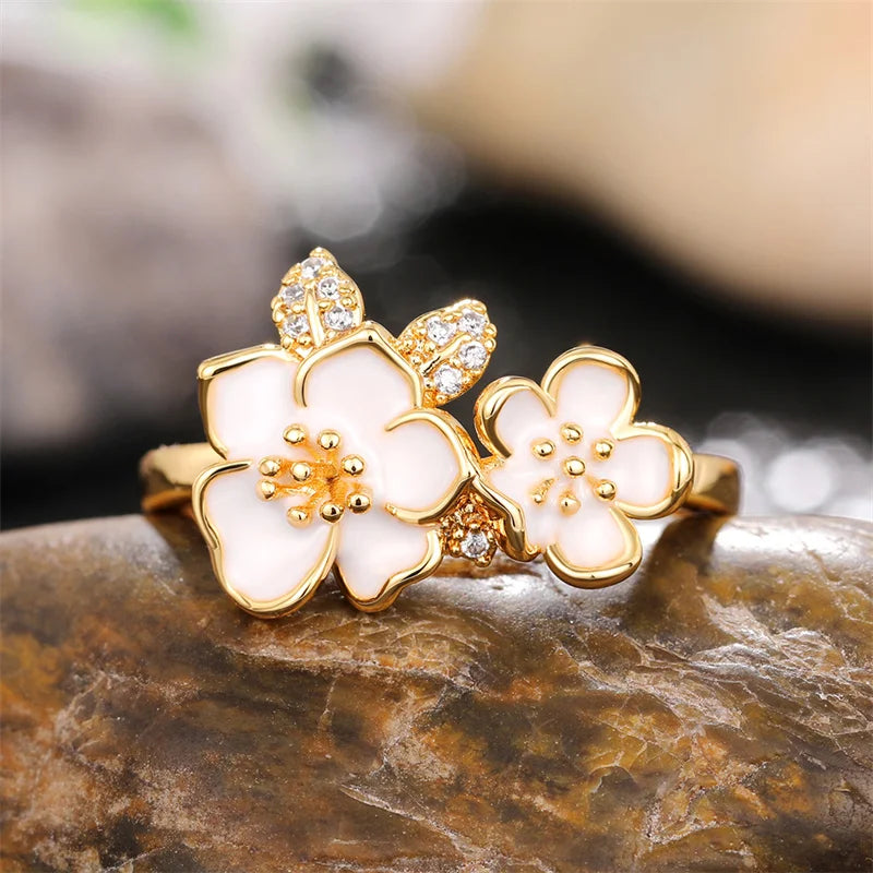 Huitan 2023 Trend Women Double Flowers Rings White Enamel Sparkling CZ Fancy Female Finger Accessories Gift Statement Jewelry
