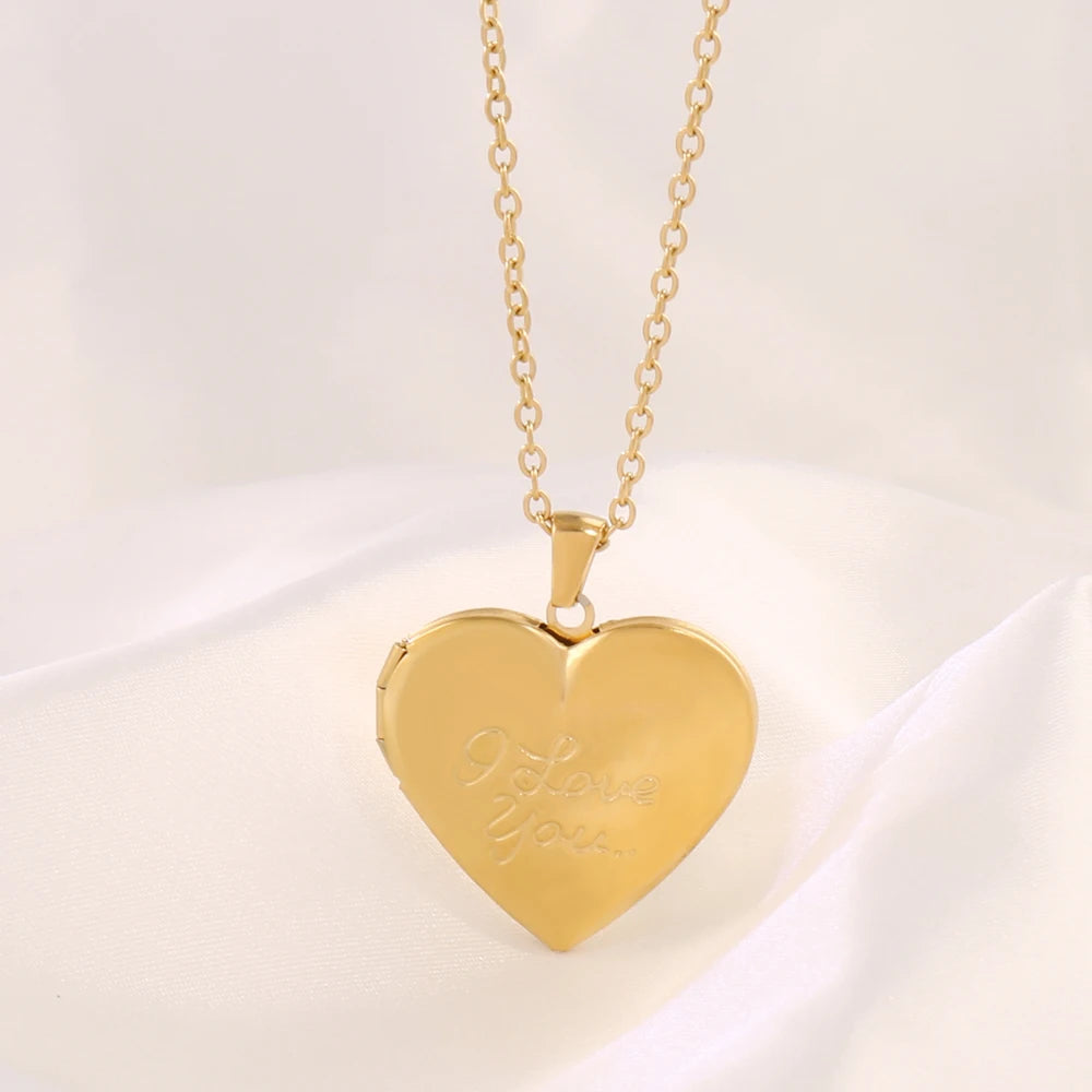 Stainless Steel Open Heart Photo Frame Pendant Necklace for Family Couple Gift Heart Photo Picture Locket Chain Necklace Jewelry