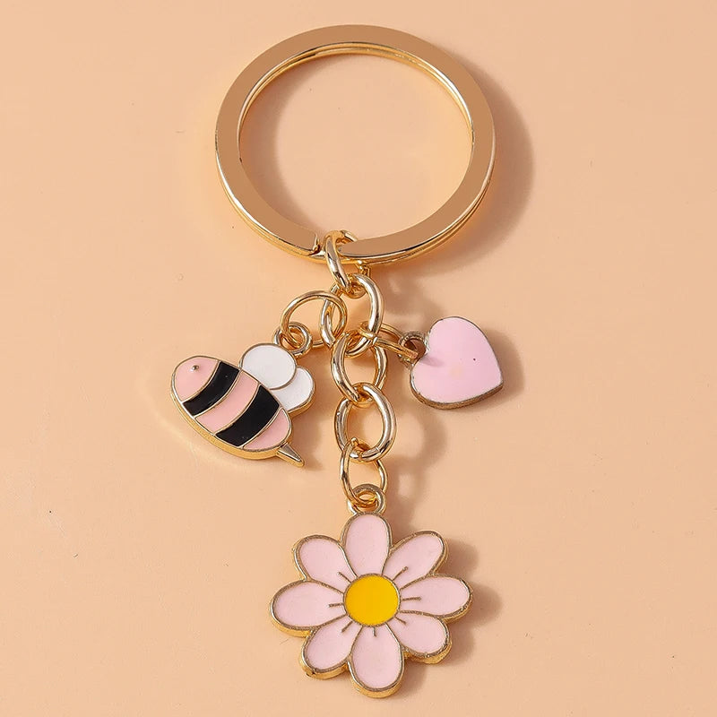 Cute Enamel Bee Keychain Flower Key Rings Pendants for Car Key Holder Women Girls Handbag Accessories Handmade Jewelry Gift