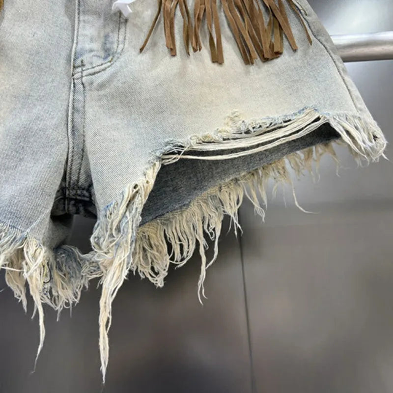Hot Girl Fringe Frayed Edge Ripped Hole Jeans Women's 2025 New Summer Retro Slim Wide Leg Shorts Pants