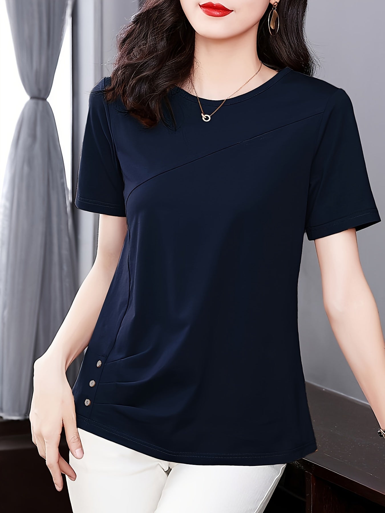 Versatile Crew Neck Solid Color Short Sleeve T-shirt - Soft Polyester Fabric, Classic Casual Style, Regular Length, No Elasticity, No Printing, Suitable for All Seasons - Womens Essential Wardrobe Staple
