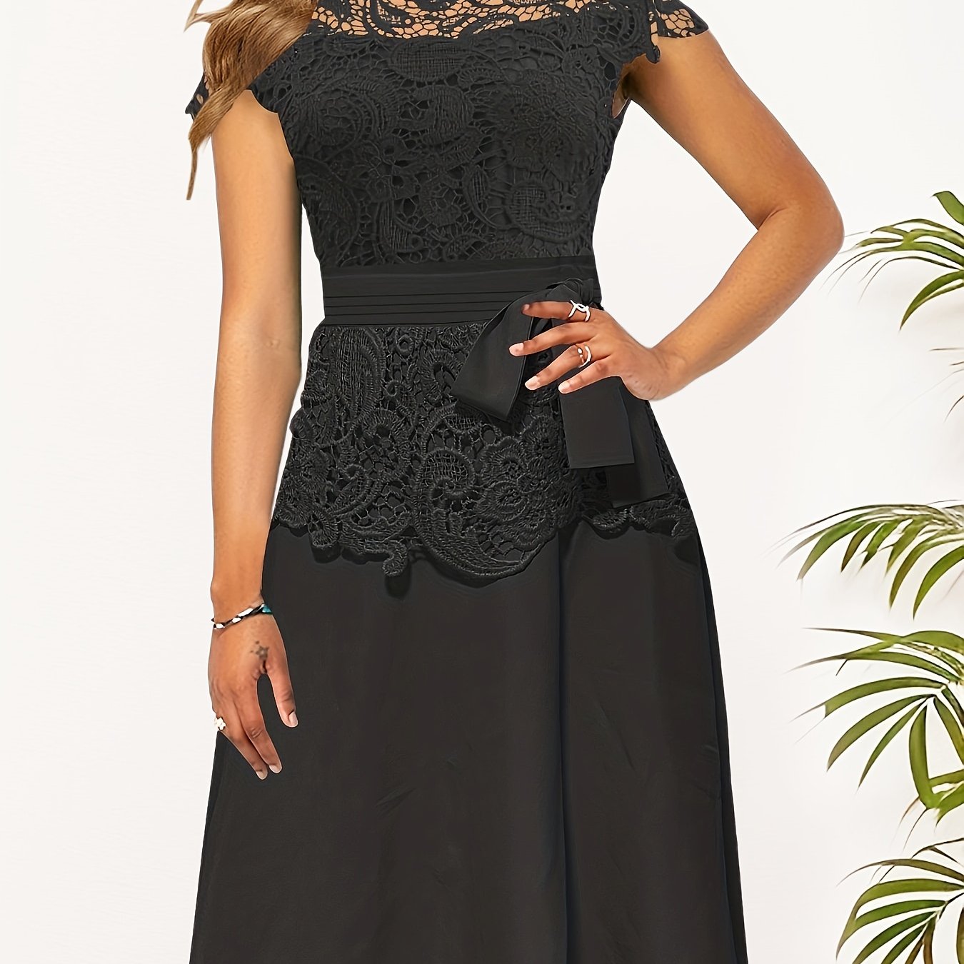 Women's Elegant Contrast Lace Panel A-Line Dress - Round Neck Short Sleeve Flared Skirt, Machine Washable Solid Black for Spring/Fall Casual & Formal Occasions, Spring Fall Attire, Sophisticated Tailoring