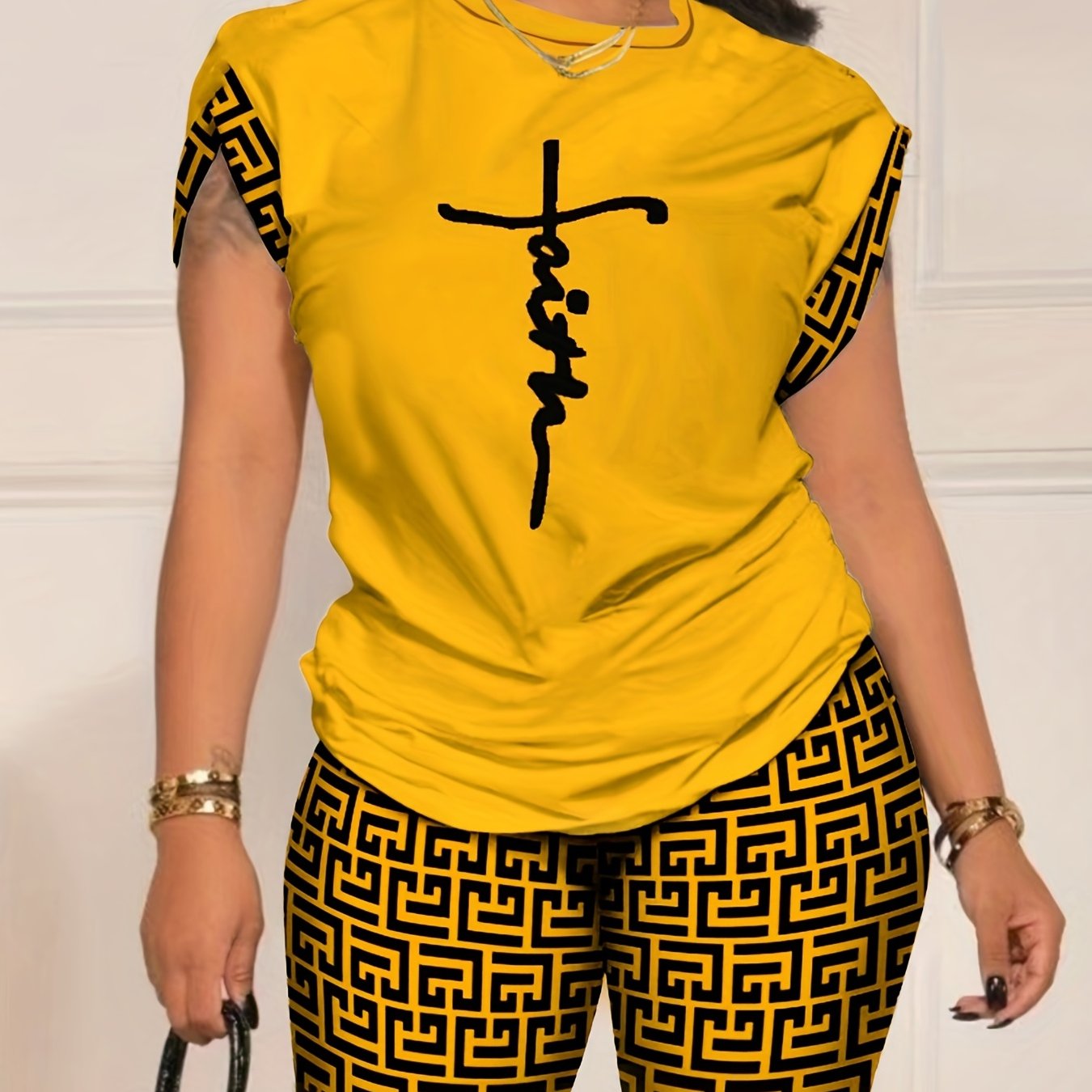 Two-Piece Geo Print Matching Set - Casual Short Sleeve Crew Neck T-Shirt & Biker Shorts Outfit - Polyester Knit Fabric, Mid Elasticity, Positioning Printing, All Seasons, Regular Fit