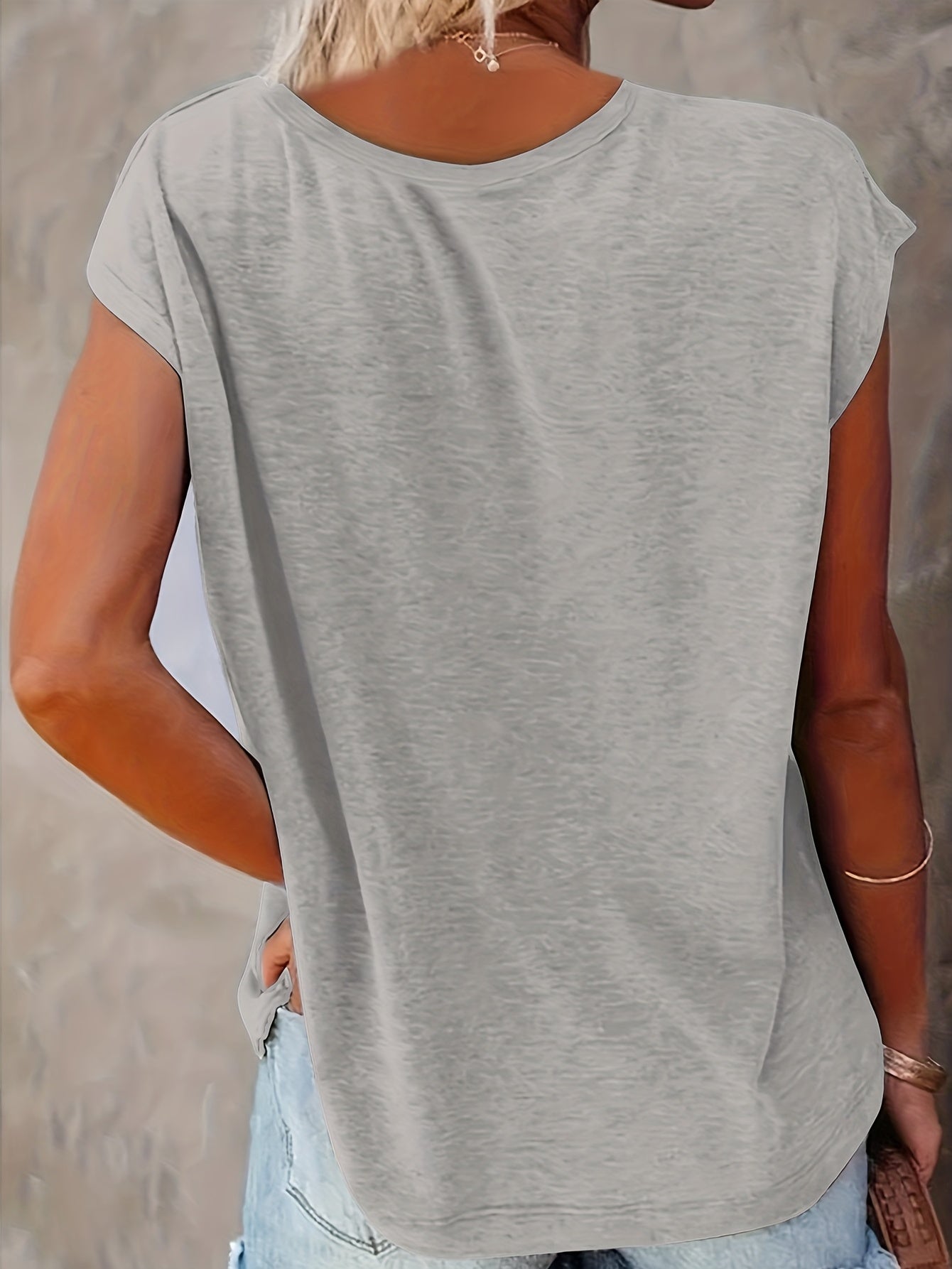 Women's Casual Crew Neck Short Sleeve T-Shirt - Solid, Versatile, Simple, and Comfortable