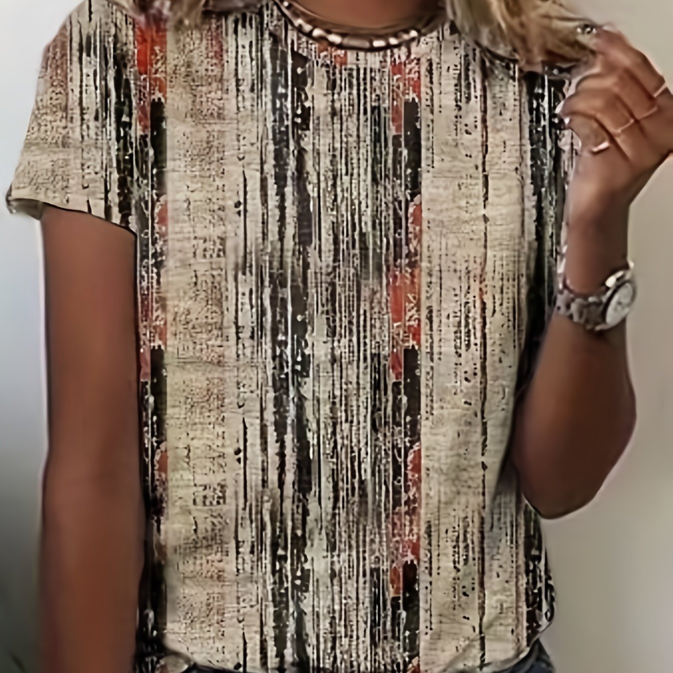Vibrant All-Over Print Women's T-Shirt - Breathable, Short Sleeve Crew Neck - Perfect for Spring & Summer Casual Outfits