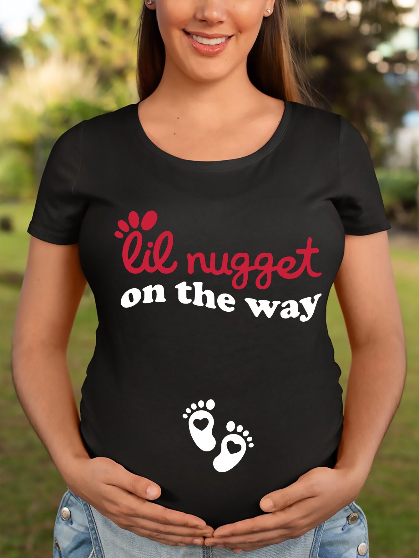 Cute and Comfy Lil Nugget Maternity T-Shirt - Short Sleeve Pregnancy Top for Casual Wear