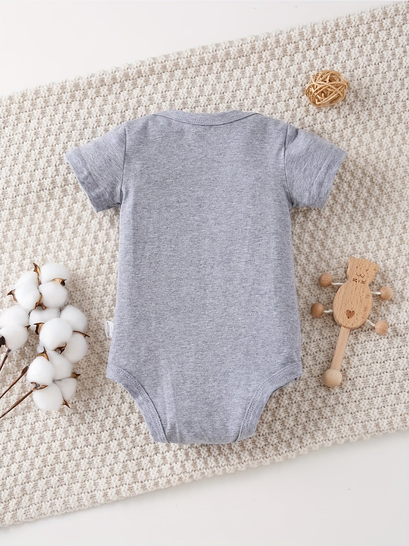 &amp;amp;quot;My Great Grandma Loves Me&amp;amp;quot; Baby Girls Bodysuit - Cute Bear Print, Soft and Comfortable, Short Sleeve Romper for Newborns and Infants, Baby Clothes, Perfect for Outdoor