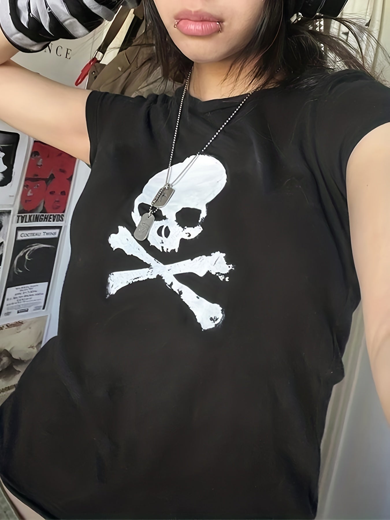 Skull Print Crop T-Shirt, Casual Crew Neck Short Sleeve T-Shirt For Spring & Summer, Women's Clothing For Y2K/Grunge Style