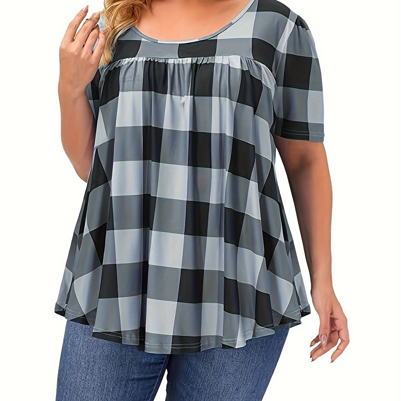 Women's Plus Size Blend T-Shirt - Short Sleeve, Round Neck, Loose Fit with Geometric Print