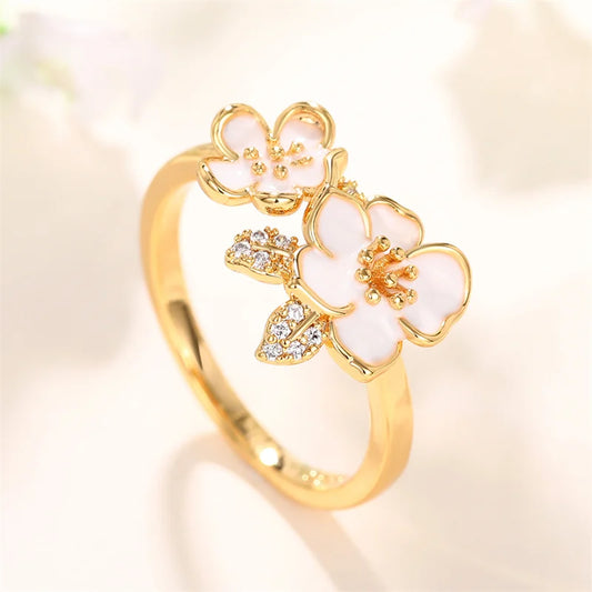 Huitan 2023 Trend Women Double Flowers Rings White Enamel Sparkling CZ Fancy Female Finger Accessories Gift Statement Jewelry