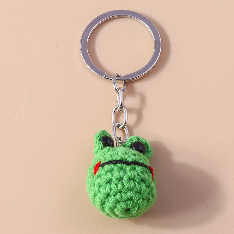Pretty Handmade Knitted Love Heart Keychain Crocheted Flower Key Ring Pendants for Women Girls Handbag Decor DIY Jewelry Gifts
