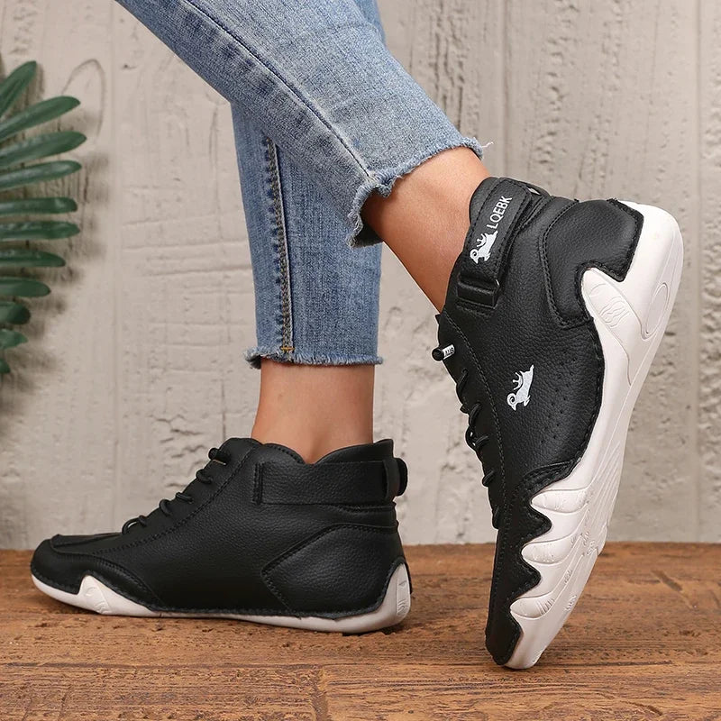 Women's New Leather Design Shoes Lightweight Easy  Comfortable Breathable Suitable Outdoor Cycling Walking  Flat Bottomed Boots
