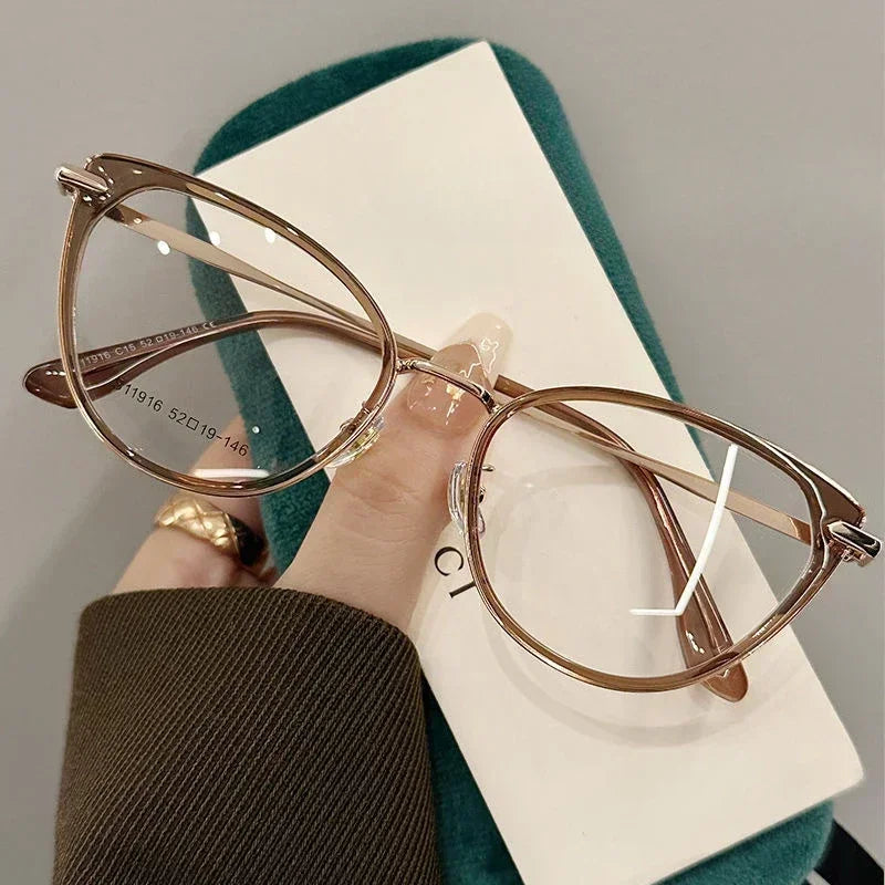 Unisex Outdoor Color Changing Myopia Glasses Fashion Cat Eye Near Sight Eyewear Finished Prescription Photochromic Sunglasses