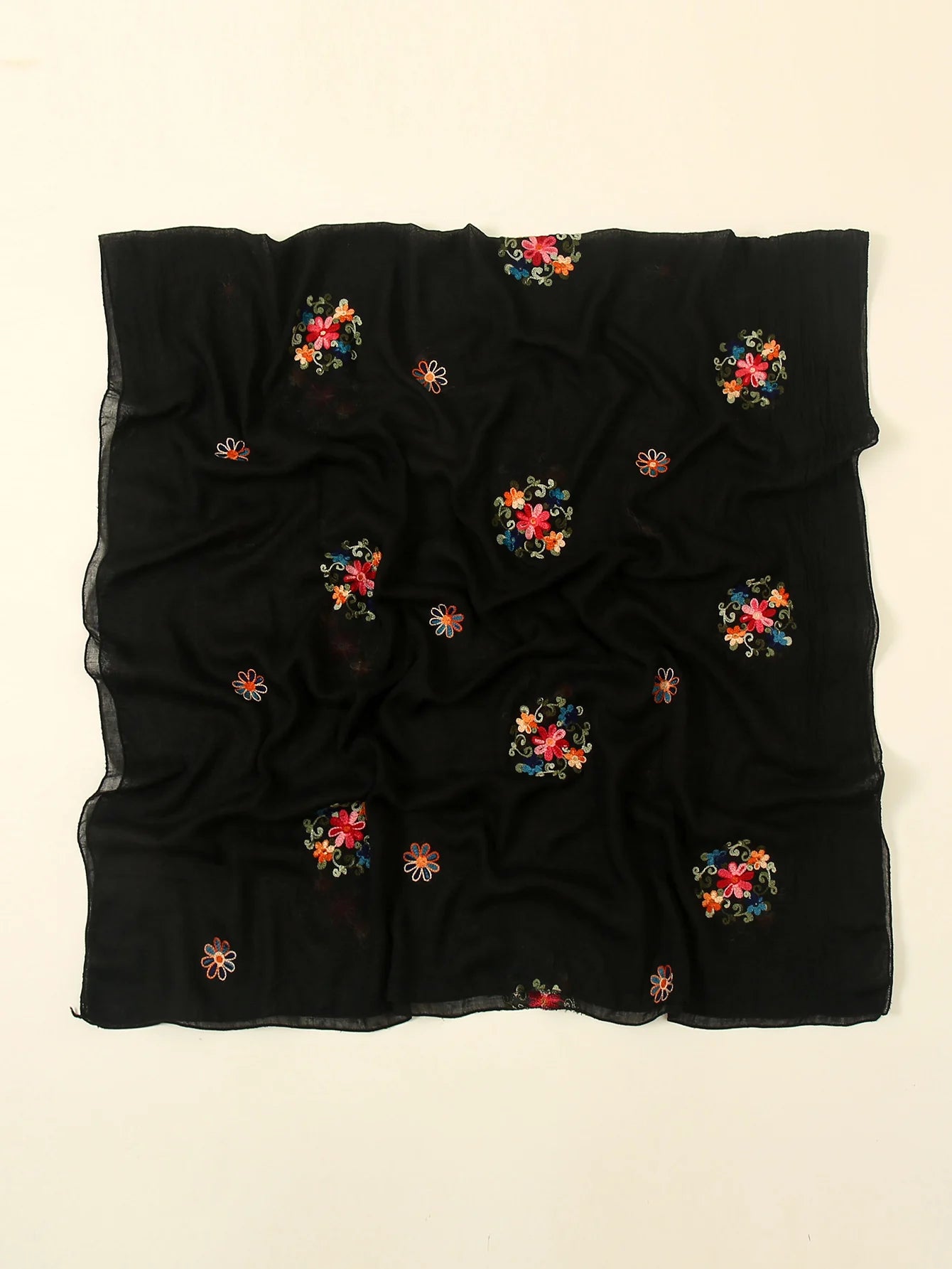 Wholesale New Fashion Embroidery Floral Long Scarf Hijab Woman Cotton Shawl Summer Solid Color Wraps For Ladies Stole Headband