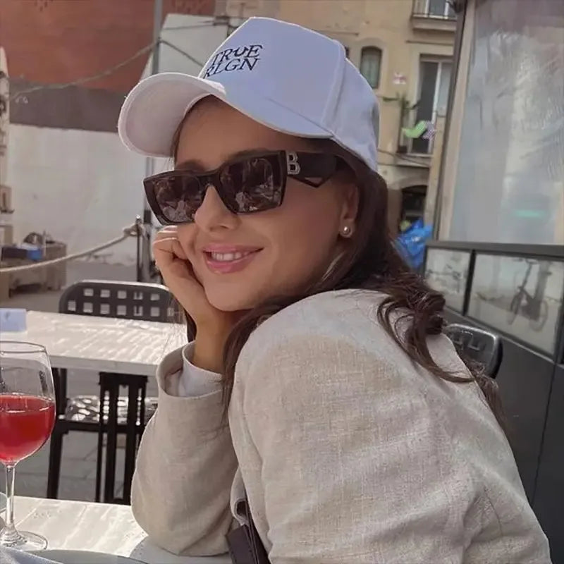 2025 New Fashion Square Sunglasses Women Personality B Word Trend Sunglasses Ins Sunglasses Ladies Gafas De Sol Mujer