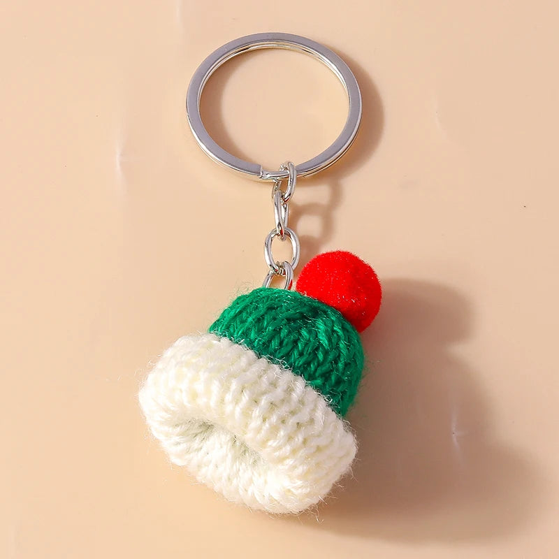 Pretty Handmade Knitted Love Heart Keychain Crocheted Flower Key Ring Pendants for Women Girls Handbag Decor DIY Jewelry Gifts