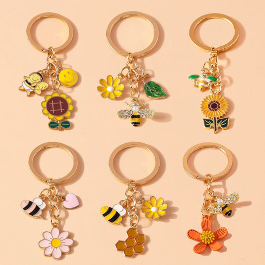 Cute Enamel Bee Keychain Flower Key Rings Pendants for Car Key Holder Women Girls Handbag Accessories Handmade Jewelry Gift