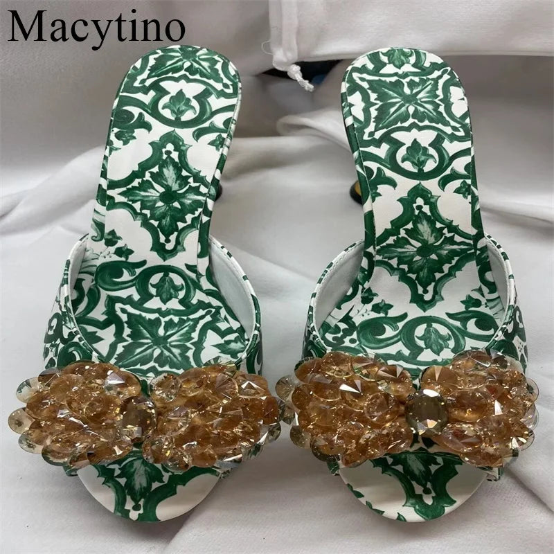2024 New Arrival Beaded Flower Decoration Ladies Slippers Strange Heel Lady Shoes Open Toe Slip-on Outwear Slides For Girls