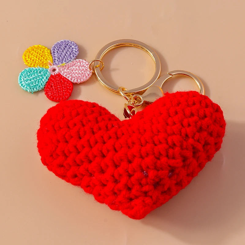 Pretty Handmade Knitted Love Heart Keychain Crocheted Flower Key Ring Pendants for Women Girls Handbag Decor DIY Jewelry Gifts