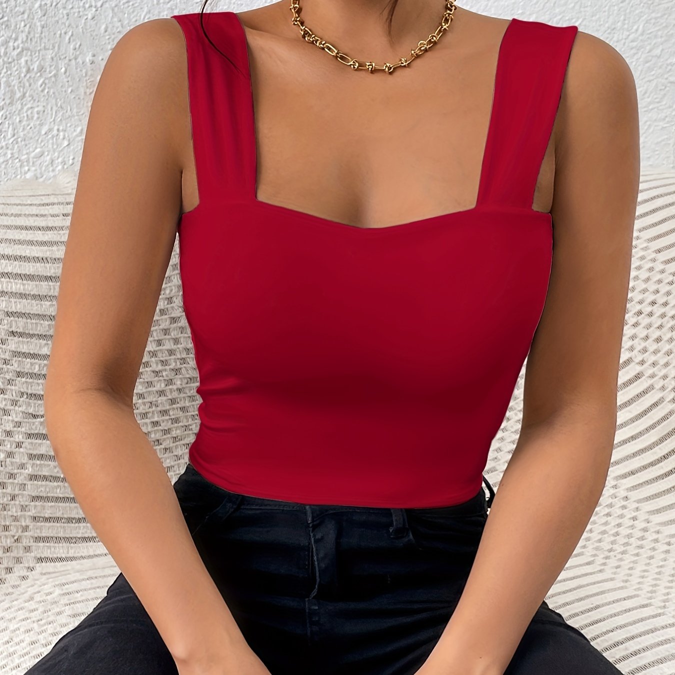 Stretchy Women's Crop Tank Top - Casual Everyday Essential - Soft, Breathable, Sleeveless, Solid Color, Comfortable, Relaxed Fit, Women's Clothing