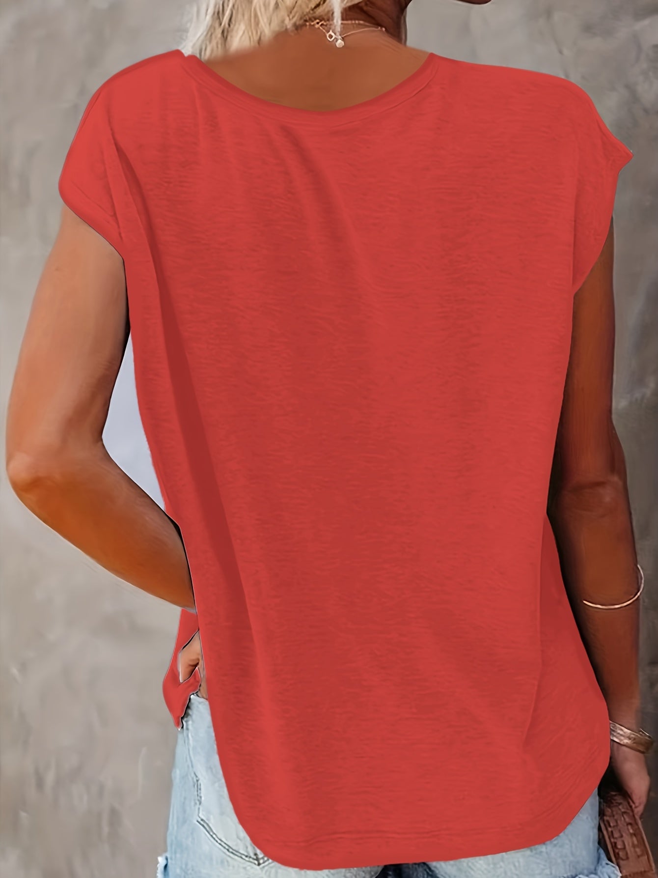 Women's Casual Crew Neck Short Sleeve T-Shirt - Solid, Versatile, Simple, and Comfortable