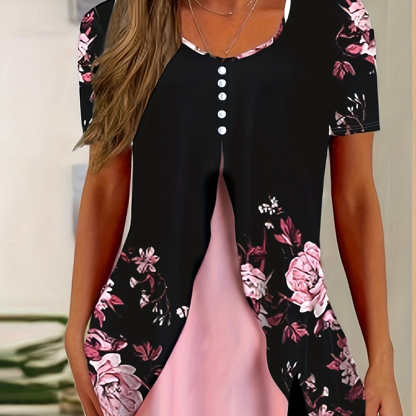Charming Floral Print T-Shirt with Glamorous Faux Pearl Accents - Comfortable V Neck Short Sleeve Top - Ideal Casual Wear for Spring & Summer - Womens Fashion Essential
